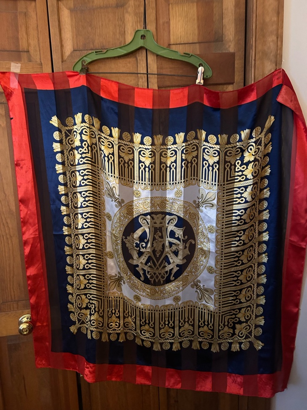 Old Money Vintage Inspired Retro Inspired Women’s Red Blue Gold Square Scarf